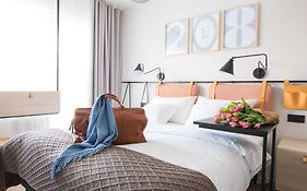 Oru Hub Hotel Tallinn - Handwritten Collection